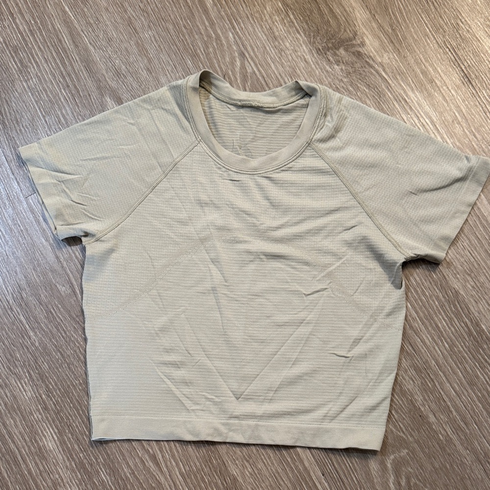 lululemon athletica Light Beige swiftly Short Sleeve